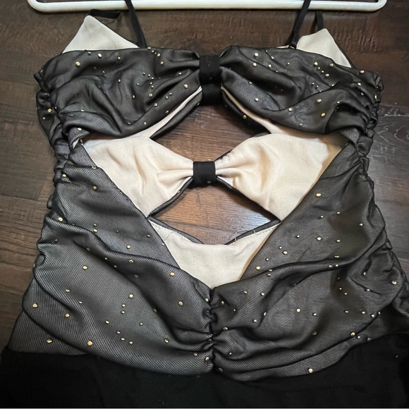 Black body suit cutouts bow ruching Lulus small gold flecks - Picture 5 of 7